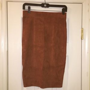 EUC Alice + Olivia brown leather skirt size 4